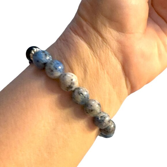 K2 and Obsidian Stretchy Bracelet - Picture 4 of 6